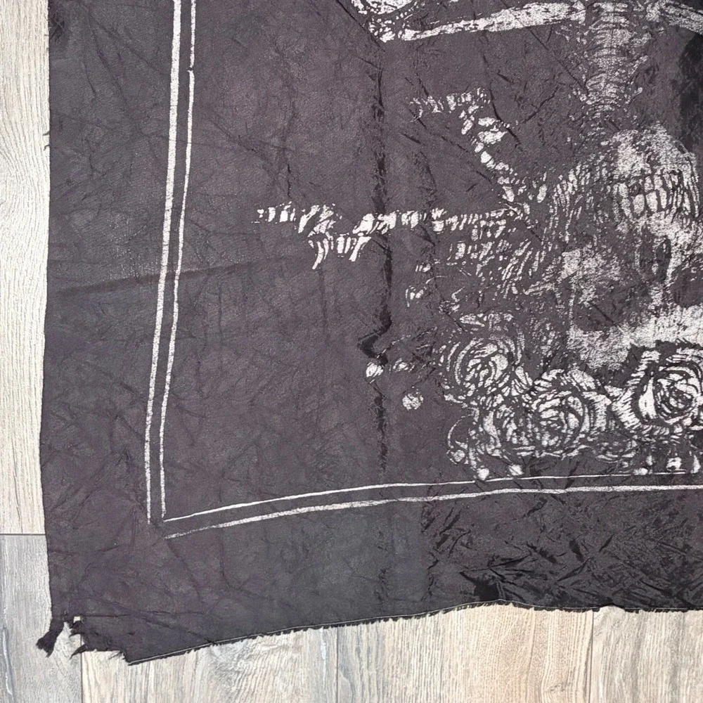 Vintage Grateful Dead Bertha Skeleton Roses Tapestry Flag Black Distressed 42x38